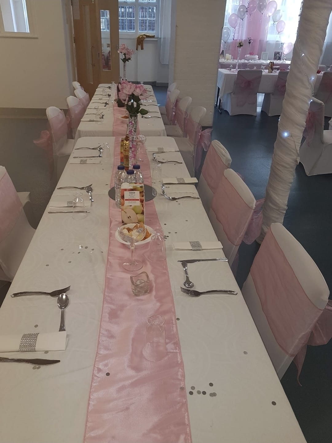 Soft pink formal table arrangement